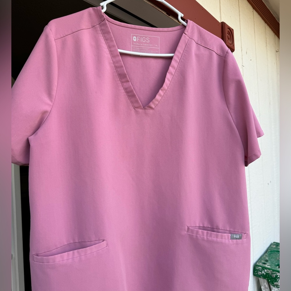 FIGS CHALK PINK SET